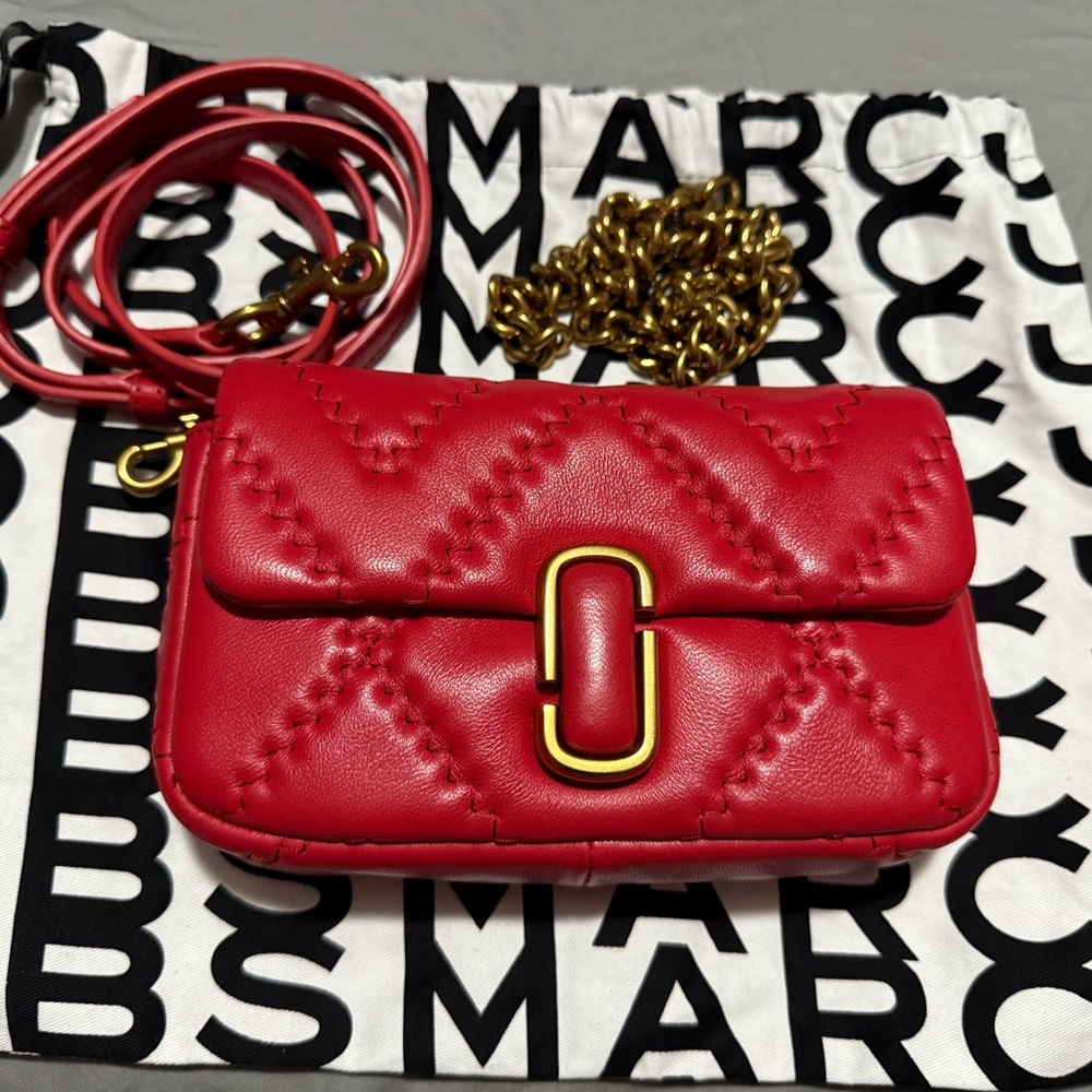 THE QUILTED
LEATHER J MARC MINI SHOULDER BAG